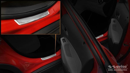 Nakładki progowe do Mercedes GLA X156 (tylne)