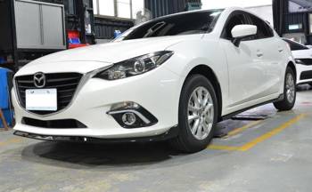 Dokładka zderzaka przedniego Mazda 3 4/5D 14- MZ Style