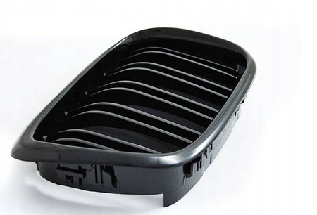 Grill nerki black połysk BMW E39 95-03