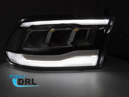 Lampy przednie do Dodge Ram 09-18 DRL LED