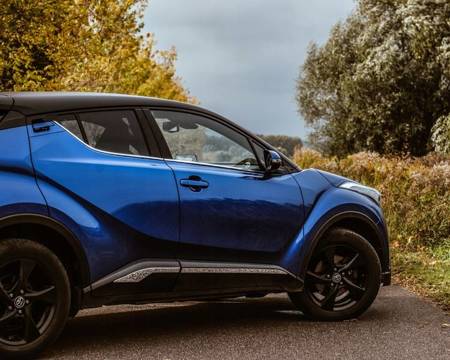 Listwy drzwi bocznych Toyota CHR 2016+