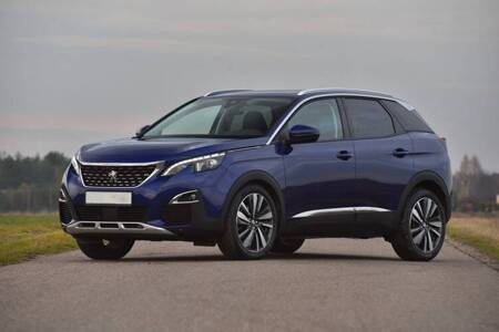 Nakładka na zderzak tylny Peugeot 3008 2 (Czarna)