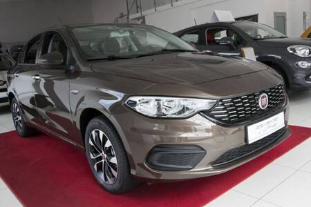 Nakładka na zderzak tylny do Fiat Tipo Sedan (Stal)