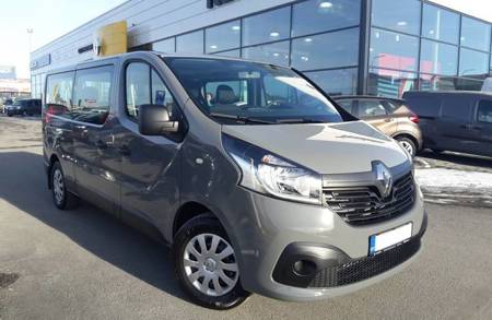 Nakładka na zderzak tylny do Renault Trafic 3 (Czarna)