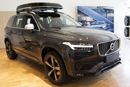 Nakładka na zderzak tylny do Volvo XC90 Carbon+Stal