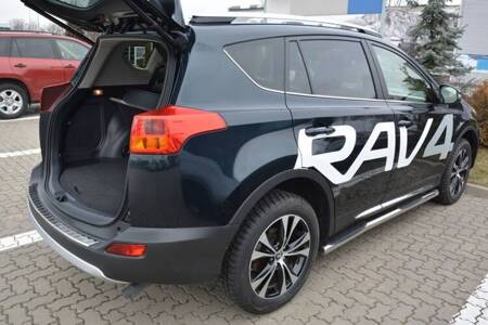 TOYOTA RAV4 4 Nakładka (listwa) ochronna na zderzak tylny